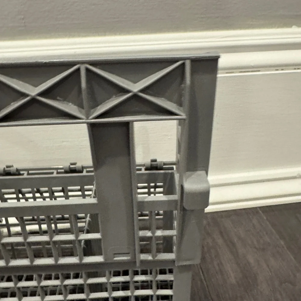 Bosch Gray Cutlery Basket- Holds Knives, Forks Spoons in your Dishwasher